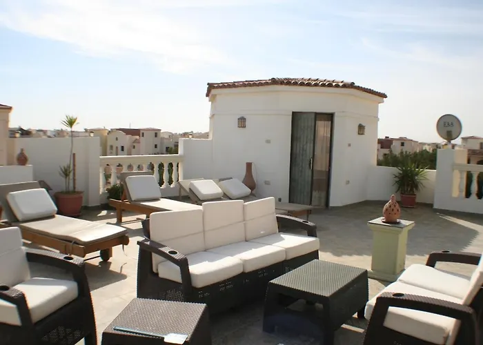 شقة A Beautiful, Family-owned Penthouse Apartment, Overlooking The Red Sea الغردقة